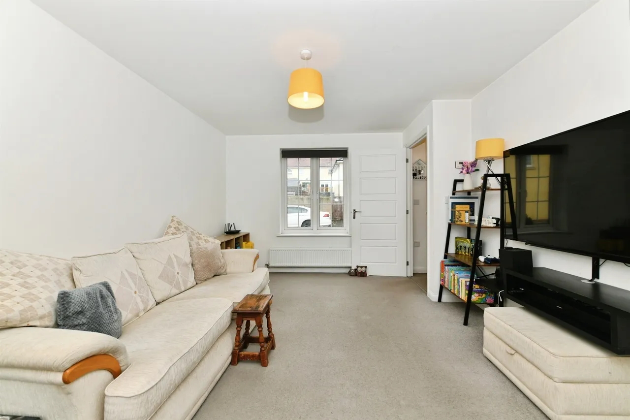 Shackleton Road, YEOVIL, photo 5