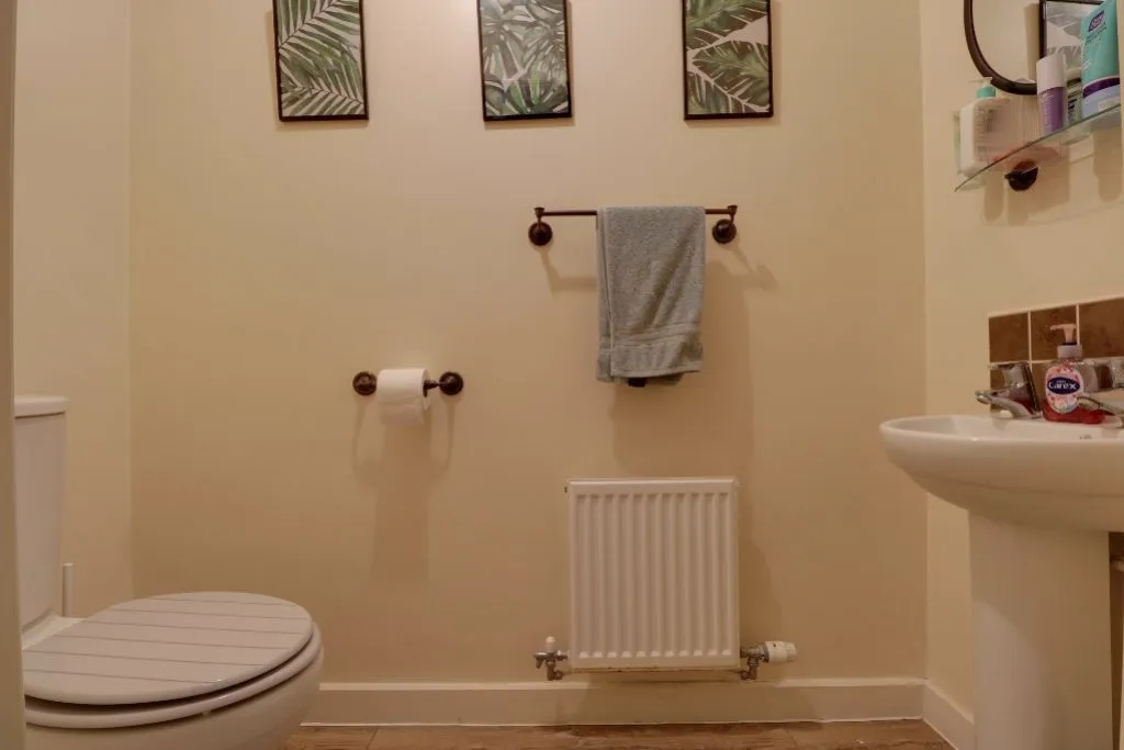 Watt Ave, Colsterworth, NG33, photo 5