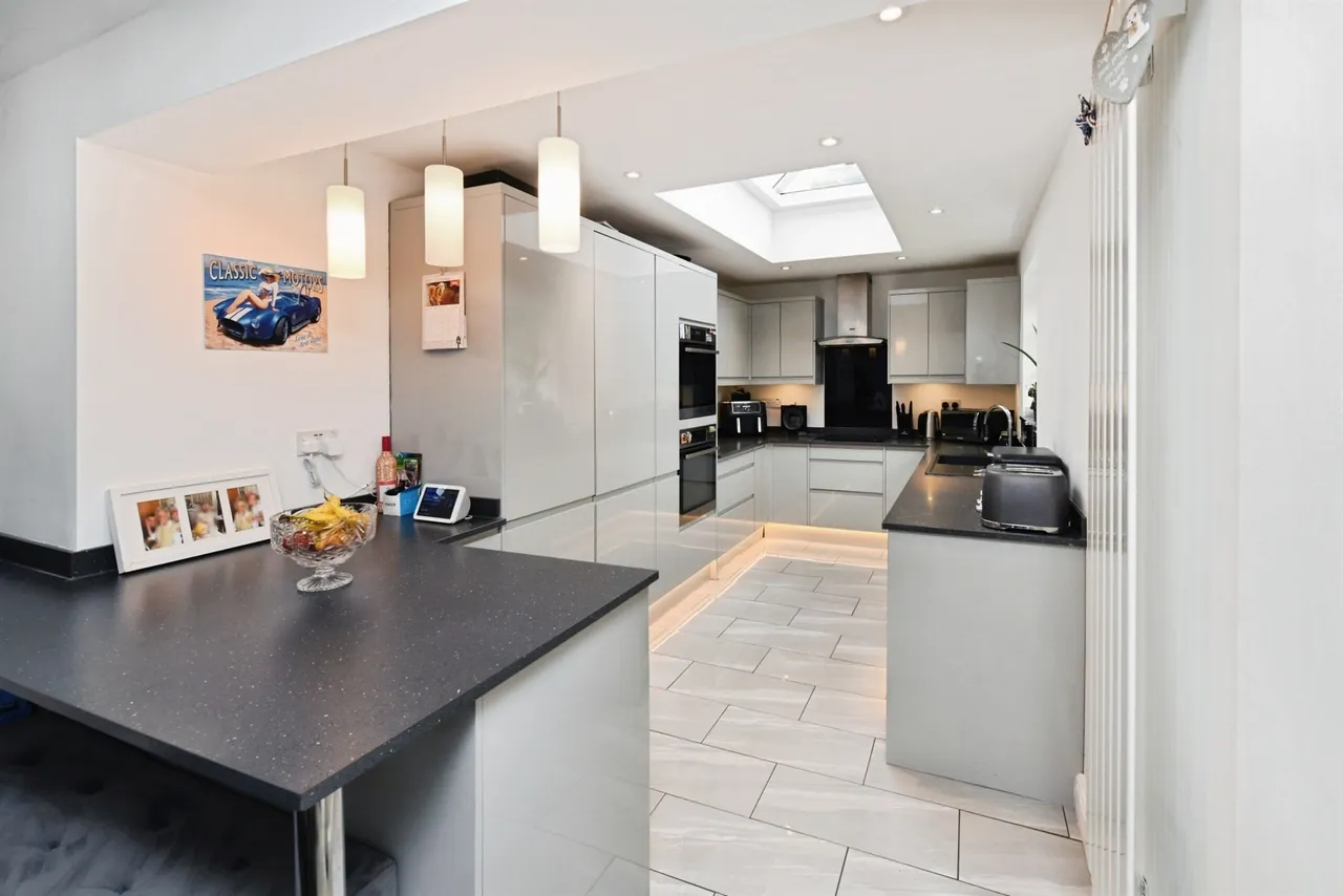Belvedere Close, Danbury, Chelmsford, photo 6
