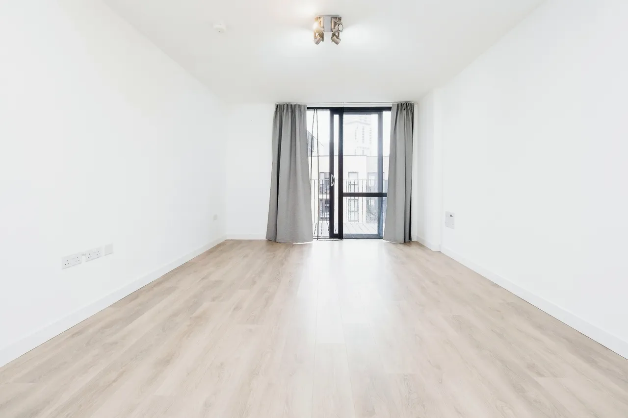 Leyton Road, London, E15, photo 4