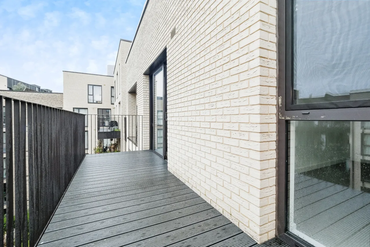 Leyton Road, London, E15, photo 9