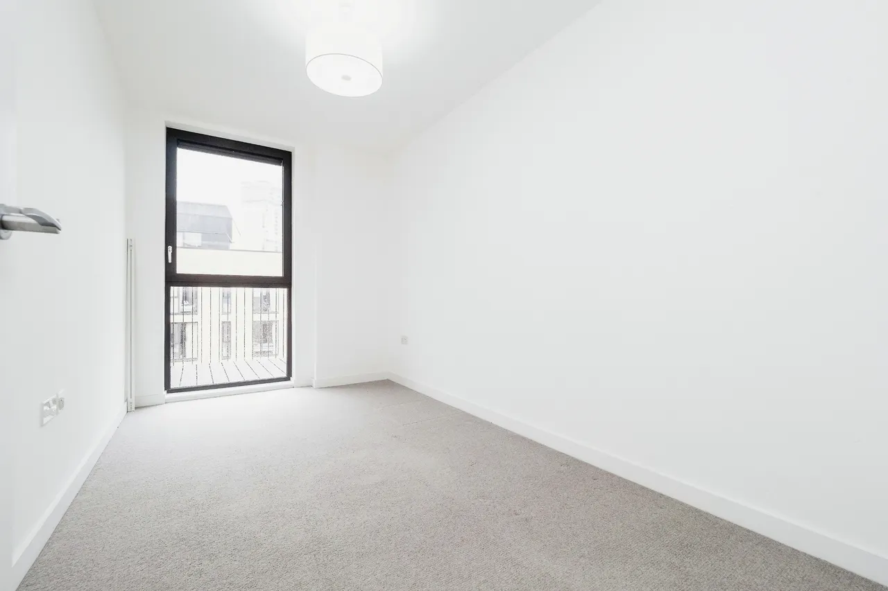 Leyton Road, London, E15, photo 13