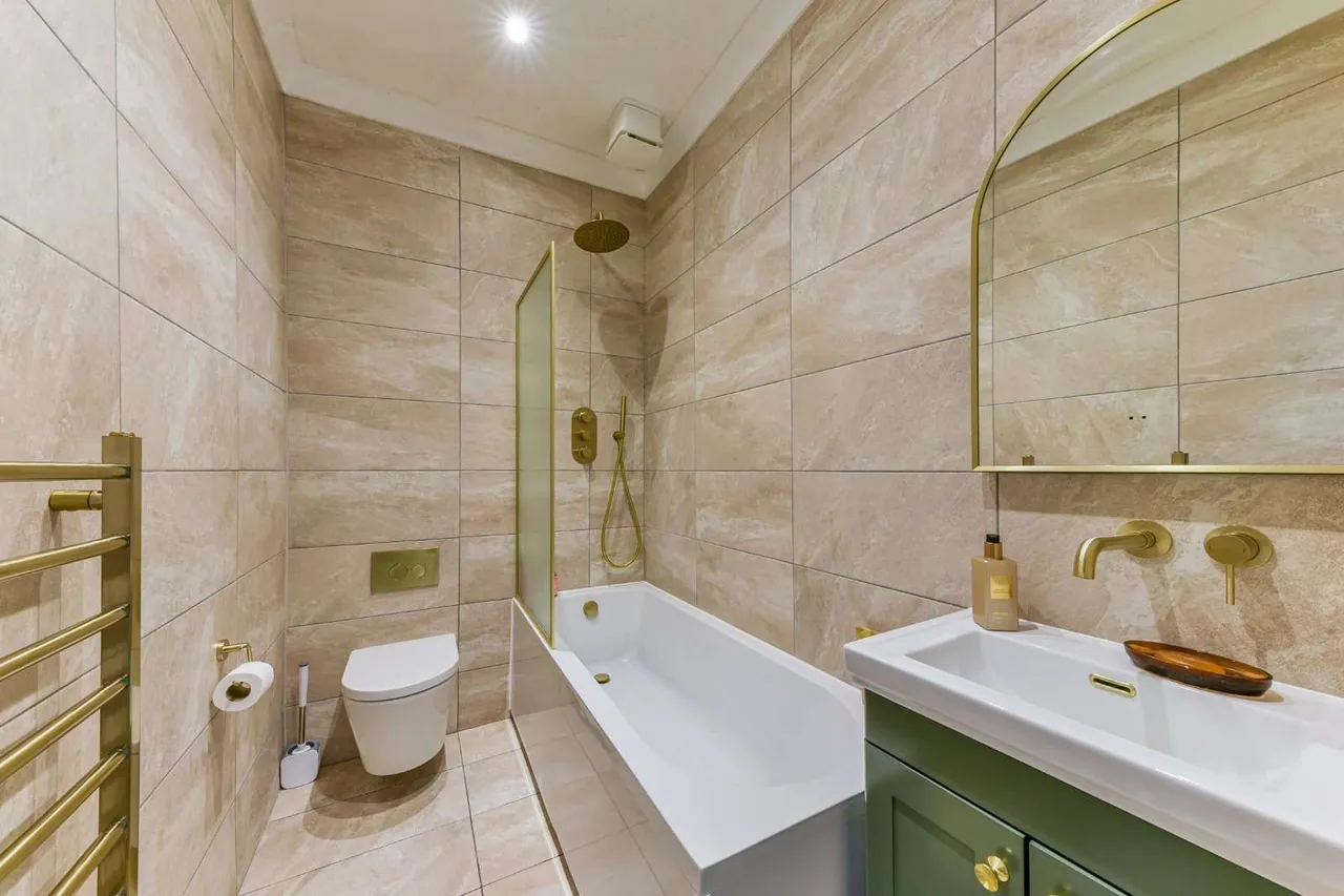 Sutherland Avenue, London, W9 2HE, photo 8