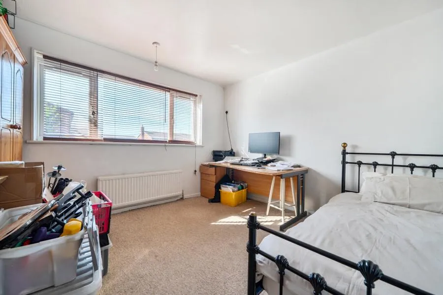 Cheviot Road, Slough, SL3, photo 8