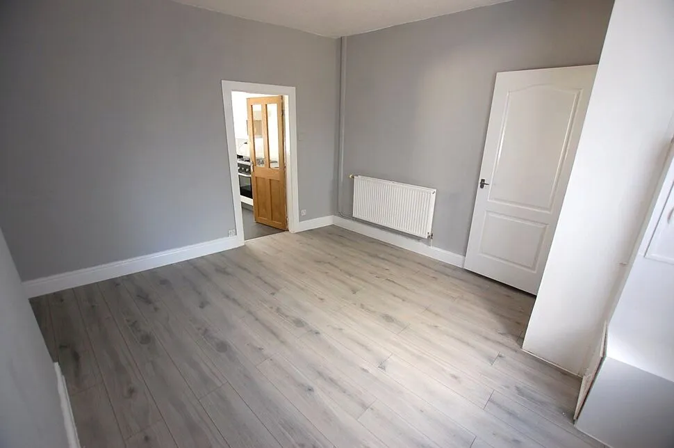Kings Road, Ashton-under-Lyne, OL6, photo 7