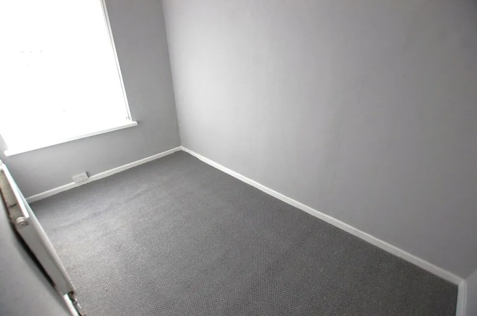 Kings Road, Ashton-under-Lyne, OL6, photo 5