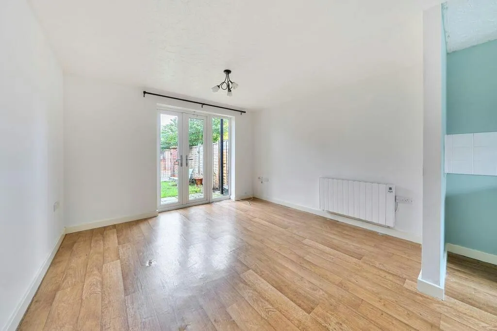 Saltings Crescent, West Mersea, CO5, photo 8