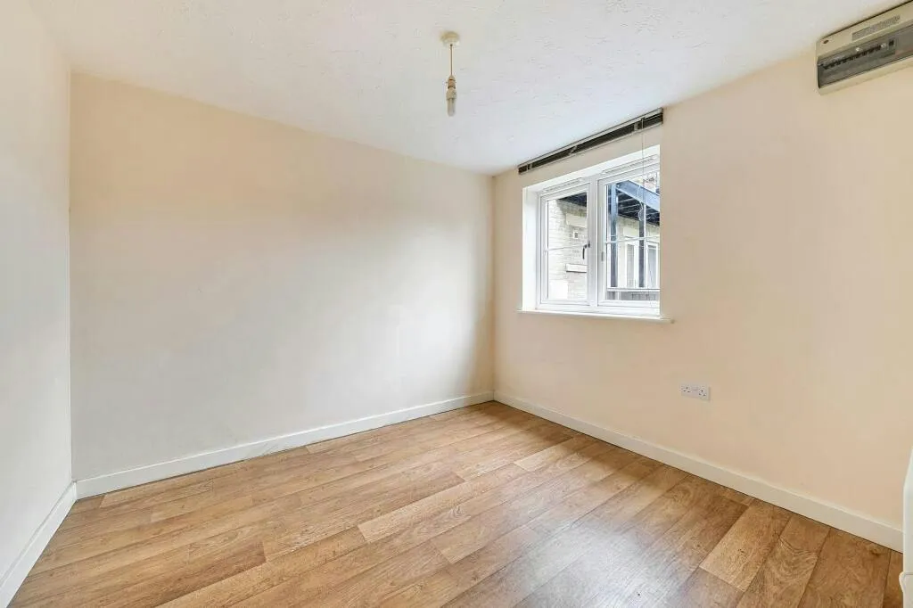 Saltings Crescent, West Mersea, CO5, photo 4