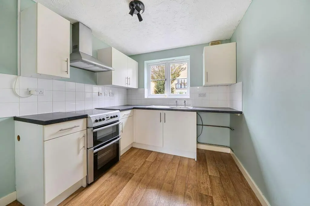 Saltings Crescent, West Mersea, CO5, photo 9