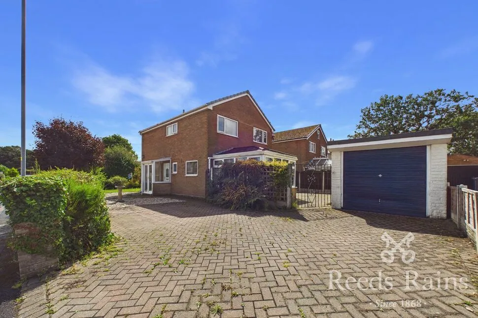 Croston Road, Farington Moss, PR26, photo 2