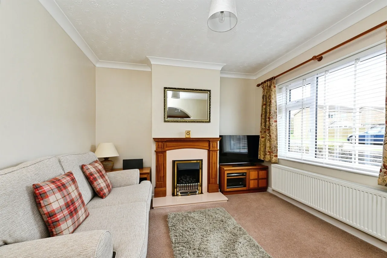 Fir Tree Drive, West Winch, PE33, photo 5