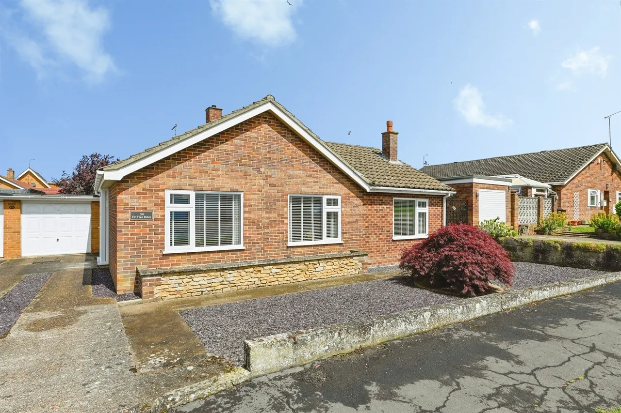 Fir Tree Drive, West Winch, PE33, photo 17