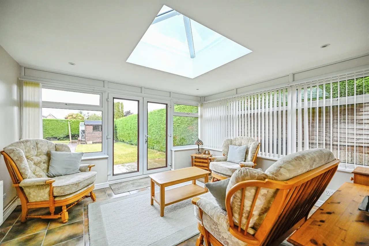 Fir Tree Drive, West Winch, PE33, photo 9