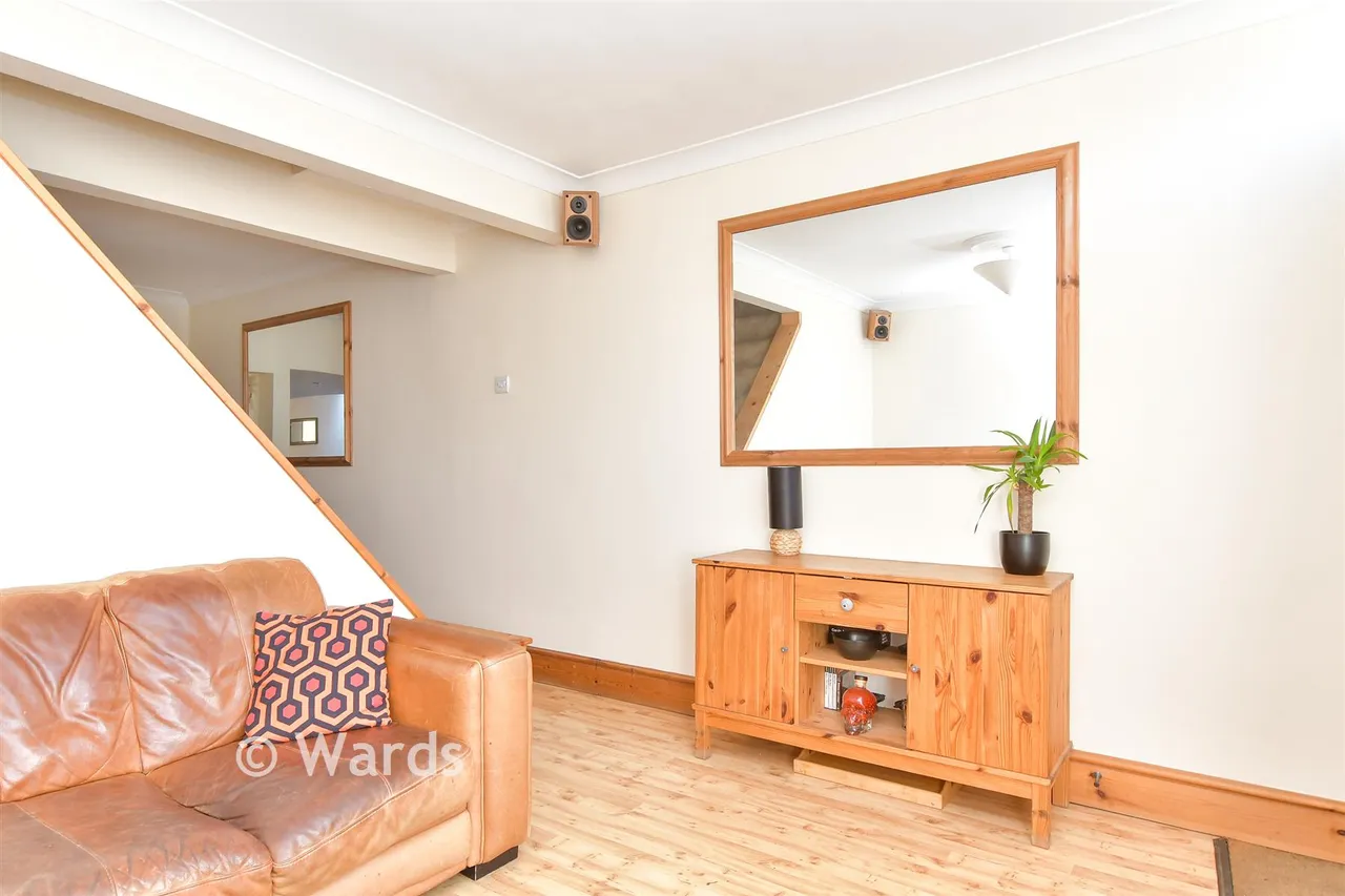 Trafalgar Street, Gillingham, ME7, photo 3
