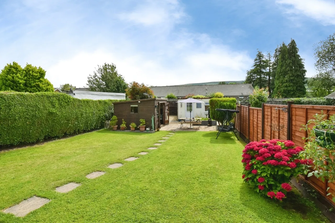 New Road, Ammanford, SA18, photo 3