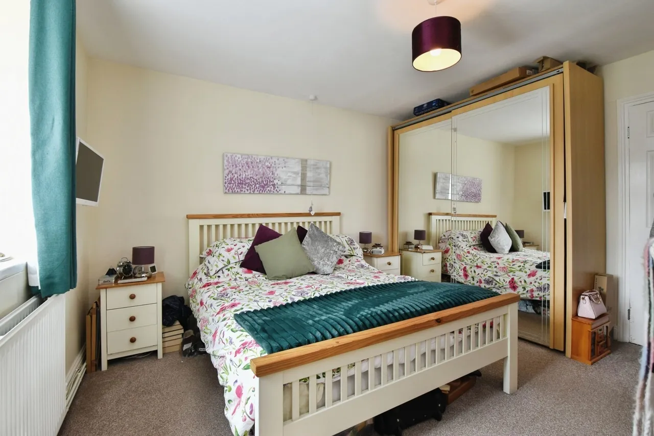 New Road, Ammanford, SA18, photo 12
