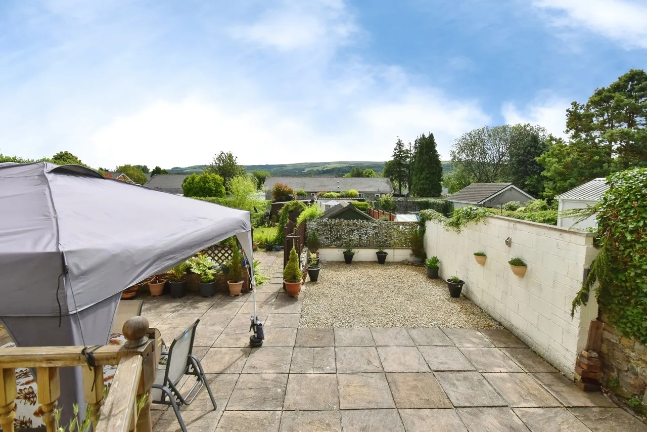 New Road, Ammanford, SA18, photo 19