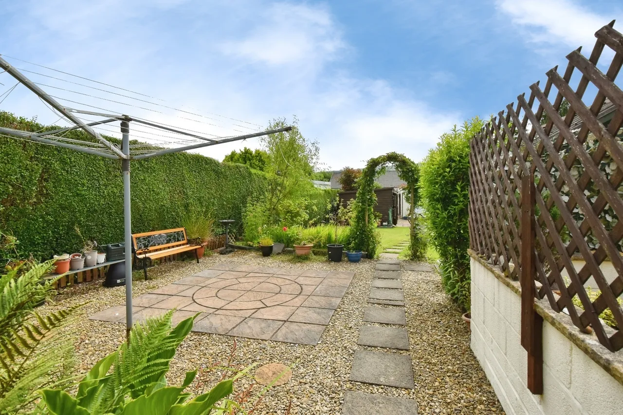 New Road, Ammanford, SA18, photo 10