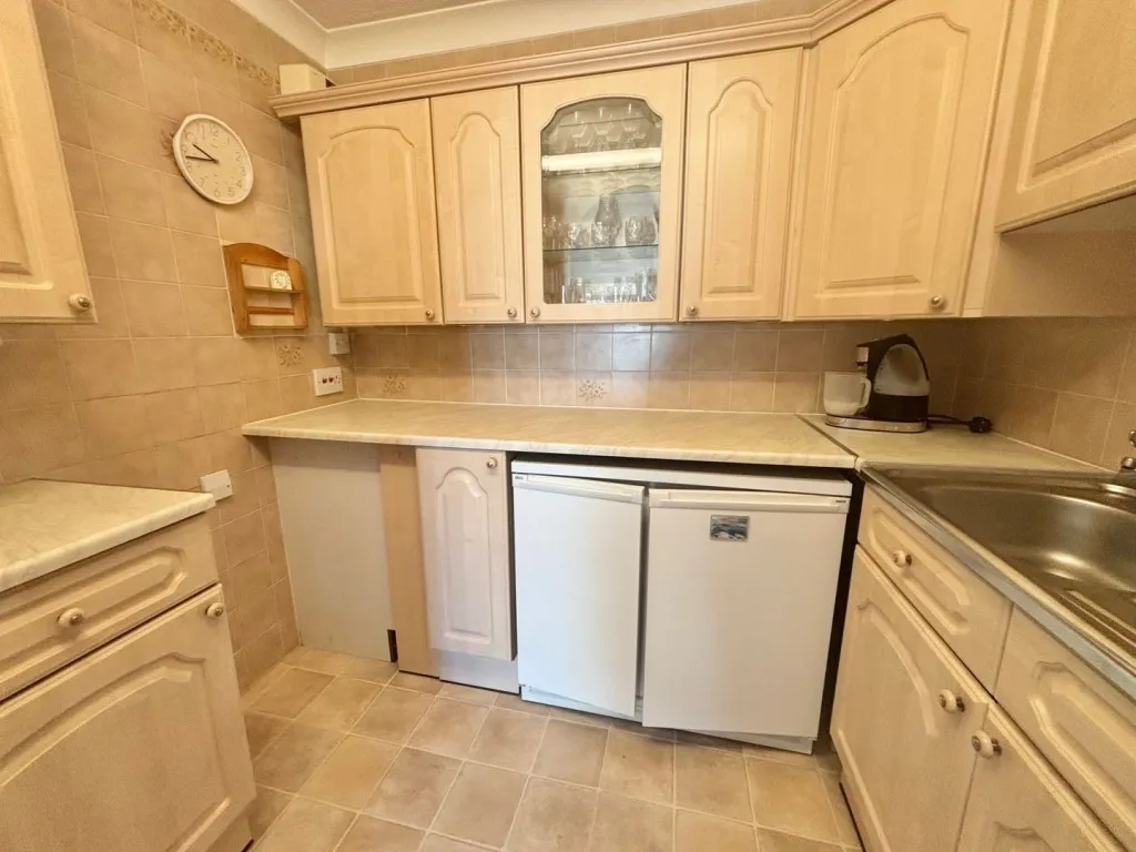 Brookfield Road, Bexhill on Sea, photo 7