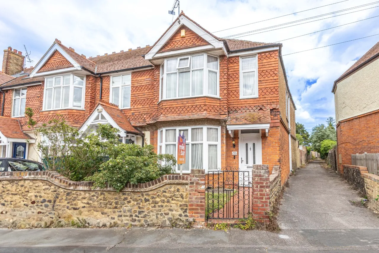 4 bed house for sale, Windsor Avenue, Margate, CT9