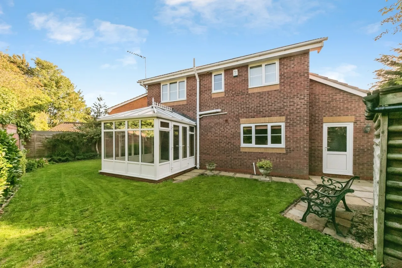 Sandymere Court, Winsford, CW7, photo 24