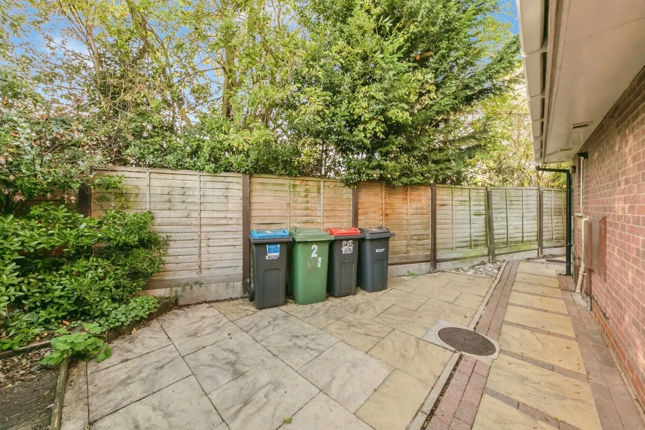 Sandymere Court, Winsford, CW7, photo 25