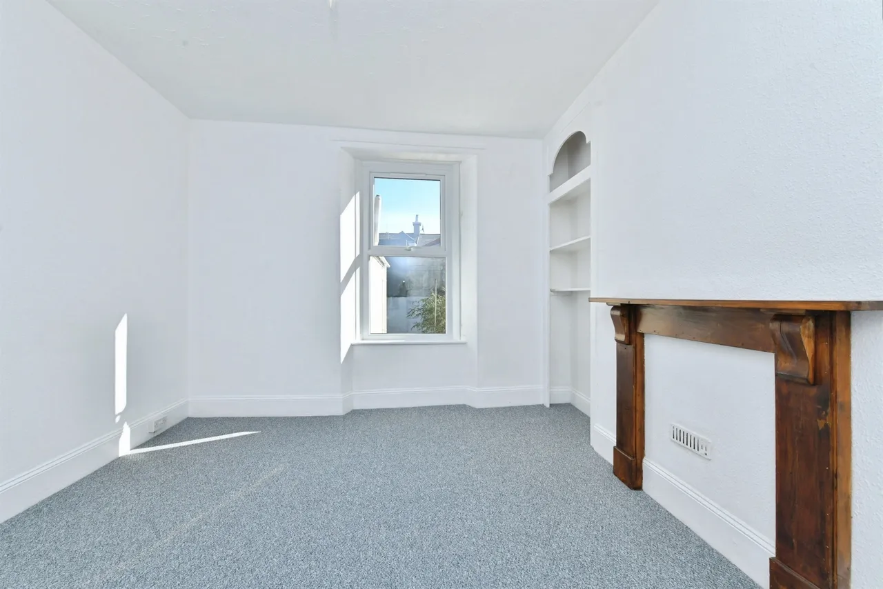 Penrose Street, Plymouth, photo 4