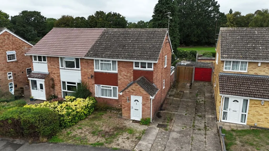 4 bed house for sale, Underwood Road, Reading, RG30