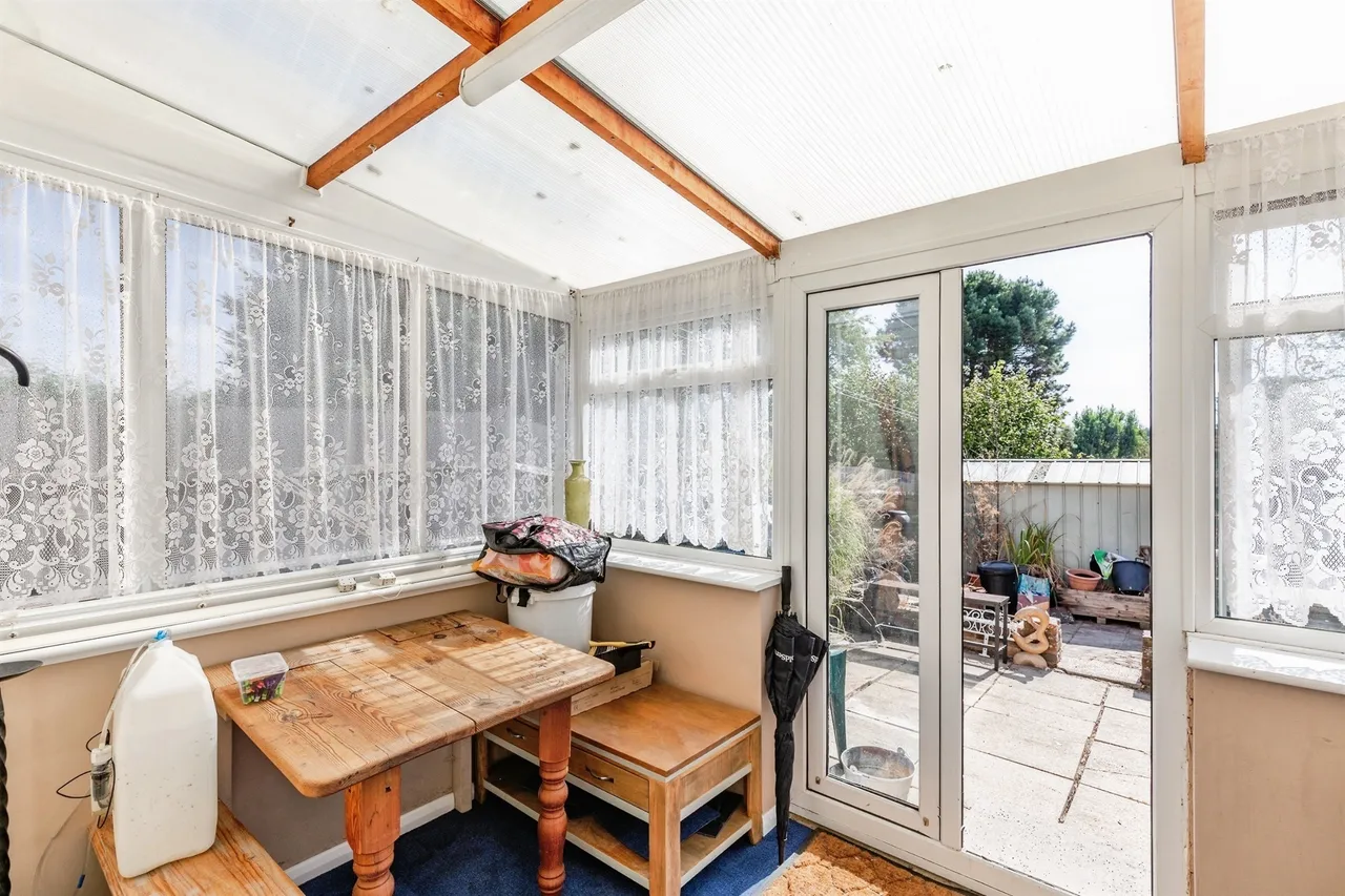 Beauchamp Road, St. Leonards-On-Sea, photo 12