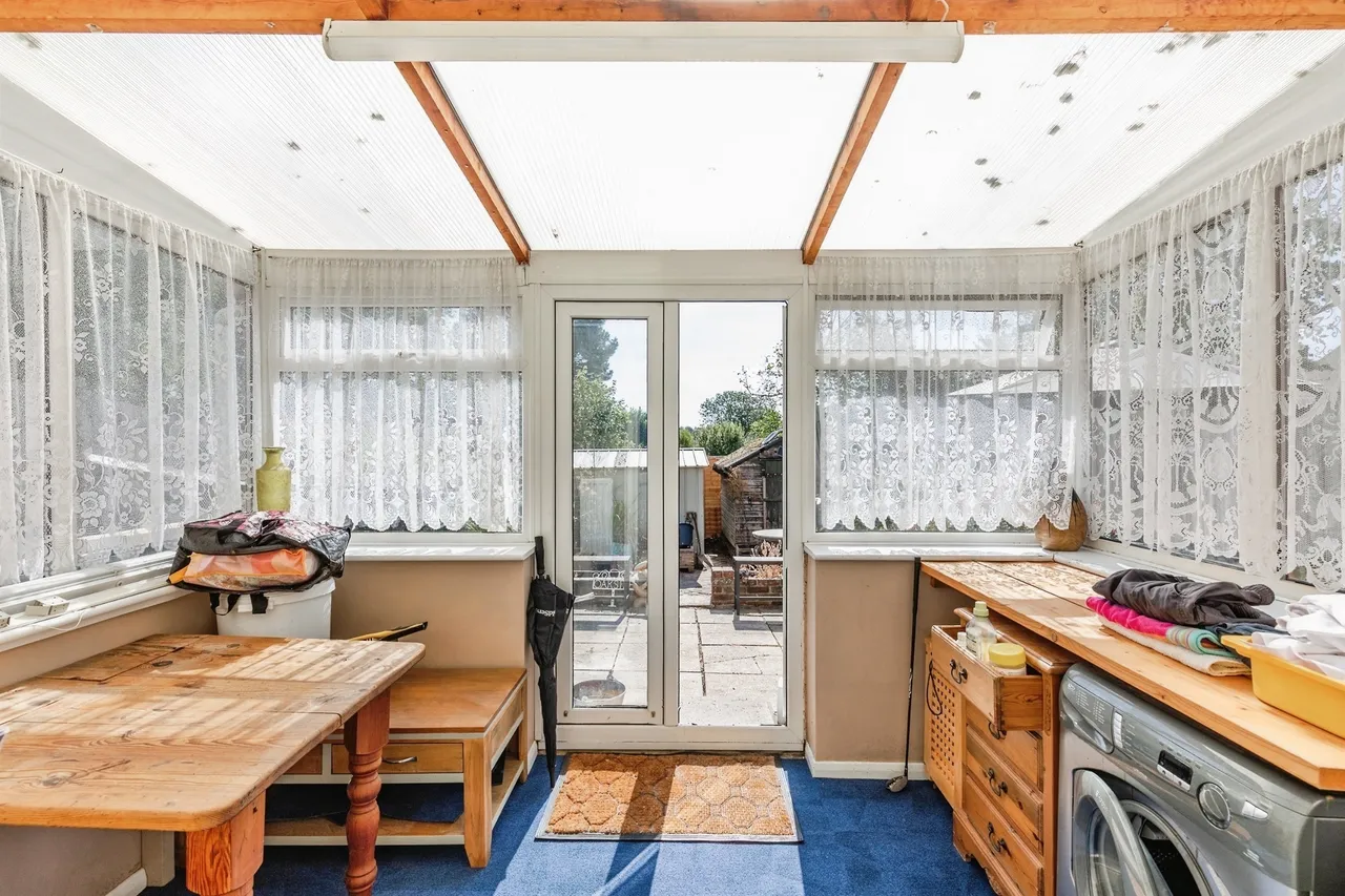 Beauchamp Road, St. Leonards-On-Sea, photo 11