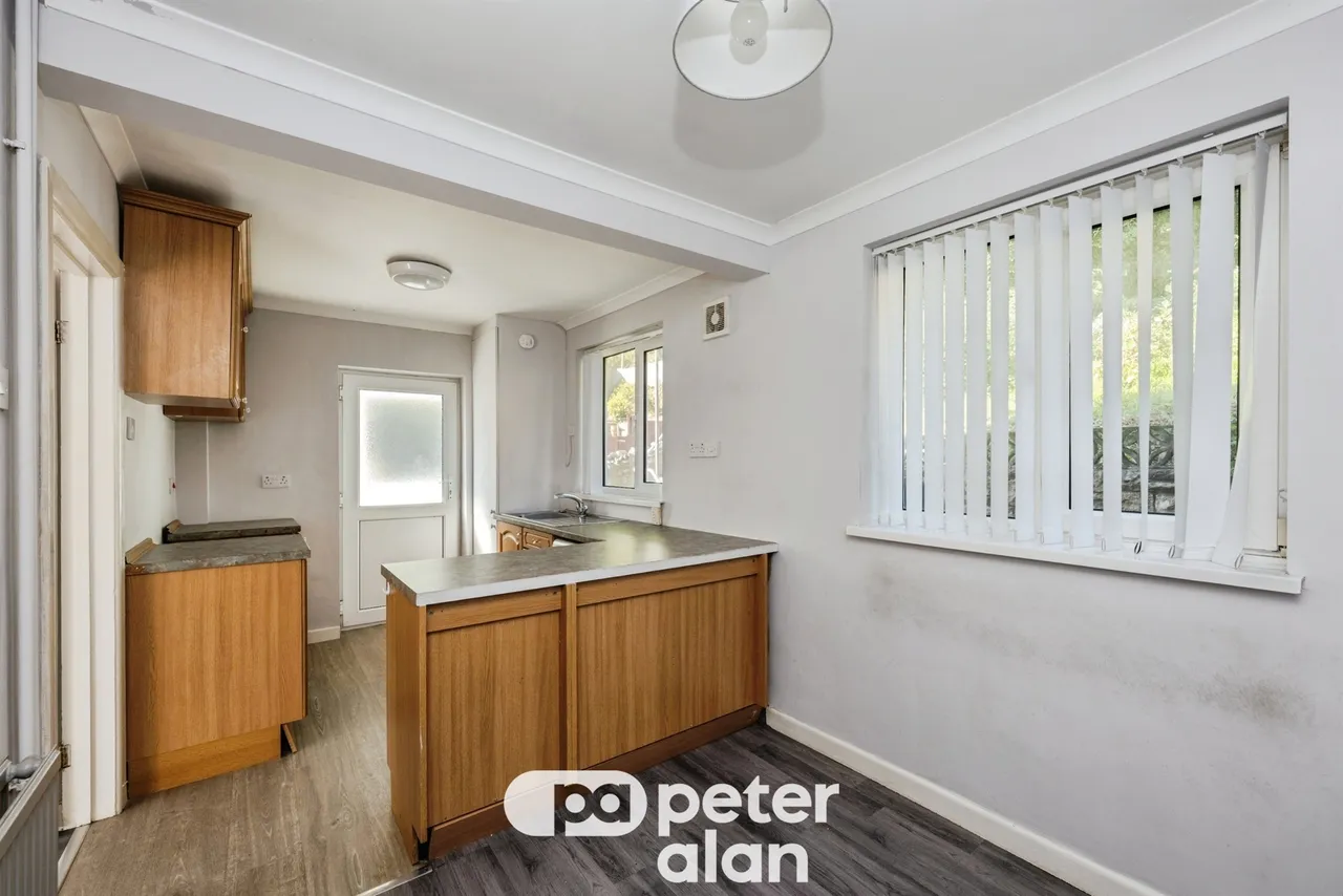 Shelone Road, Neath, SA11, photo 9