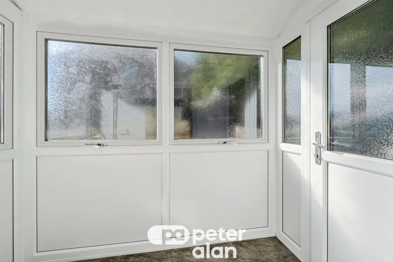 Shelone Road, Neath, SA11, photo 5