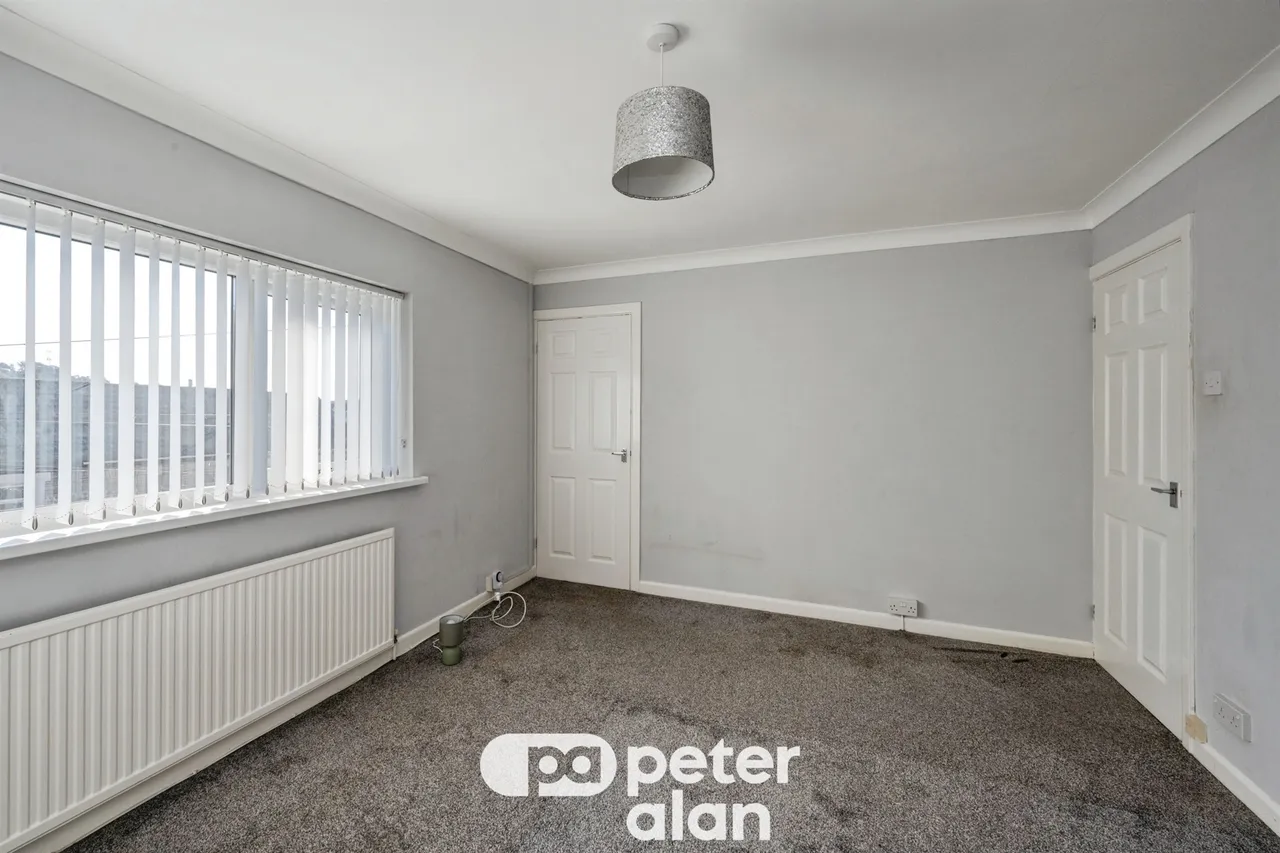 Shelone Road, Neath, SA11, photo 13