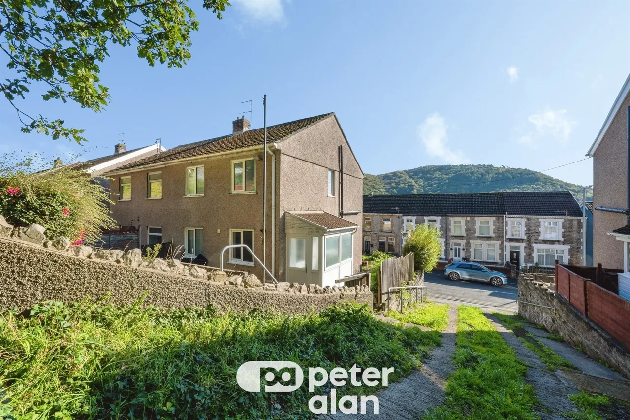 Shelone Road, Neath, SA11, photo 10