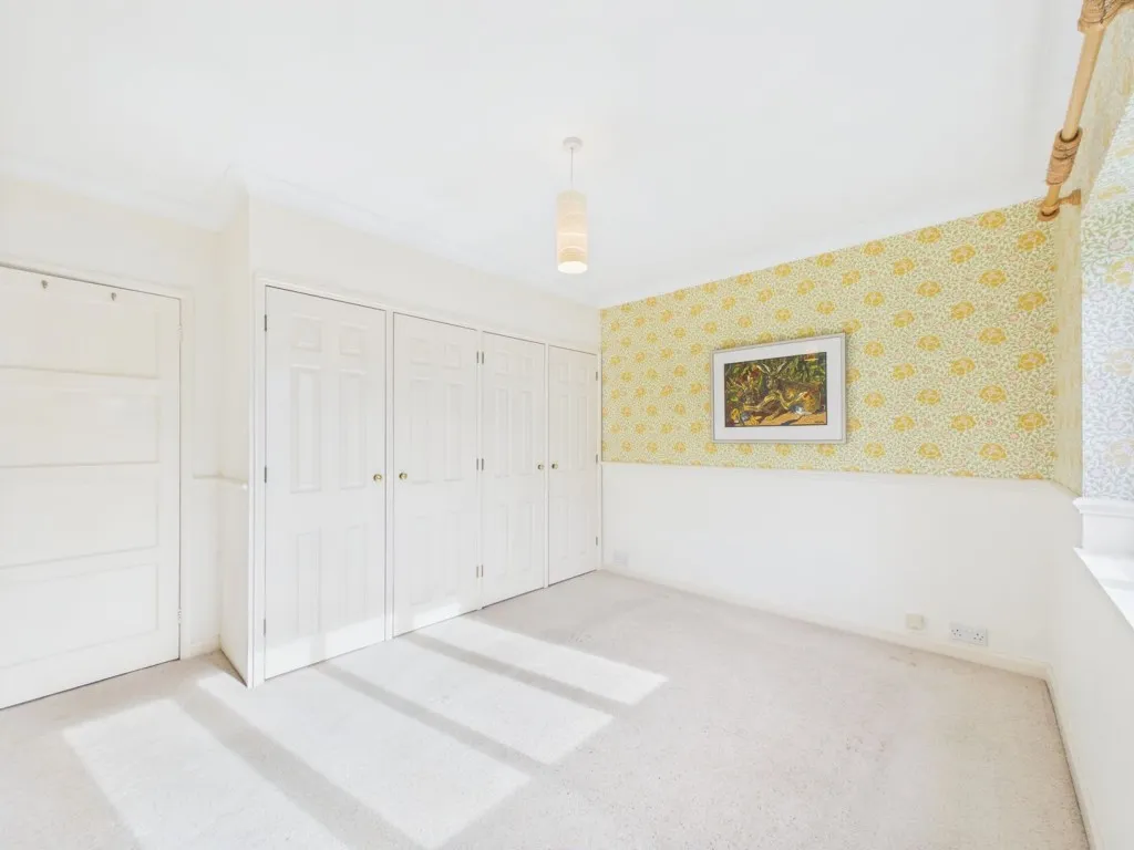 Waresley Sandy, SG19, photo 8