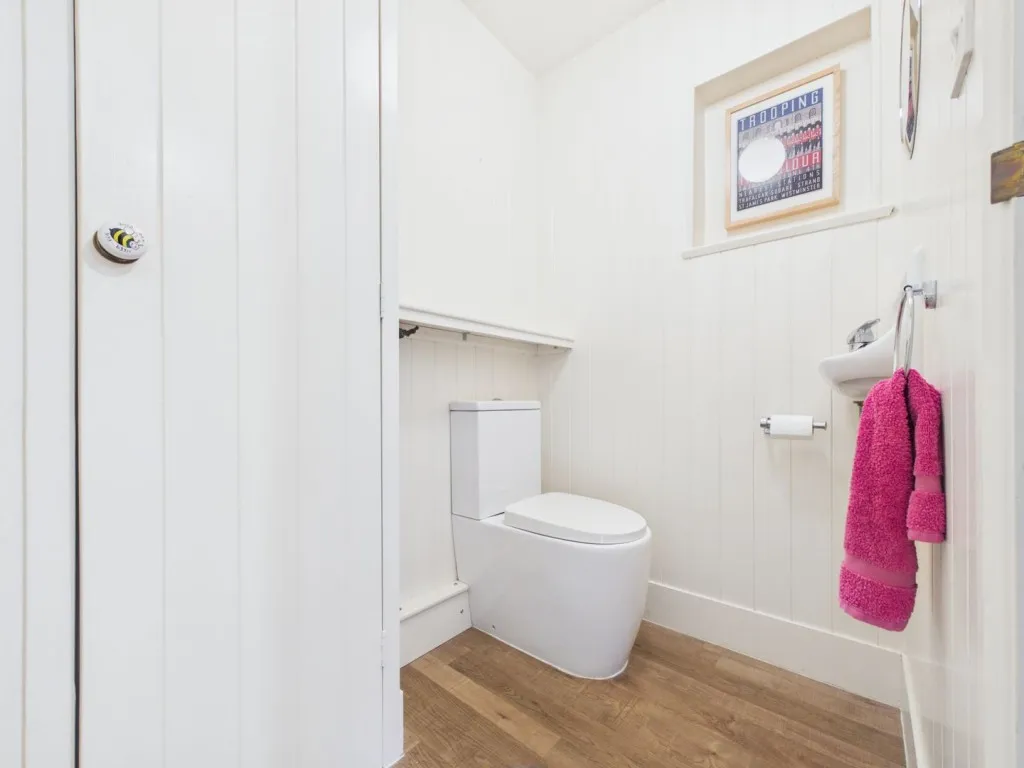 Waresley Sandy, SG19, photo 15