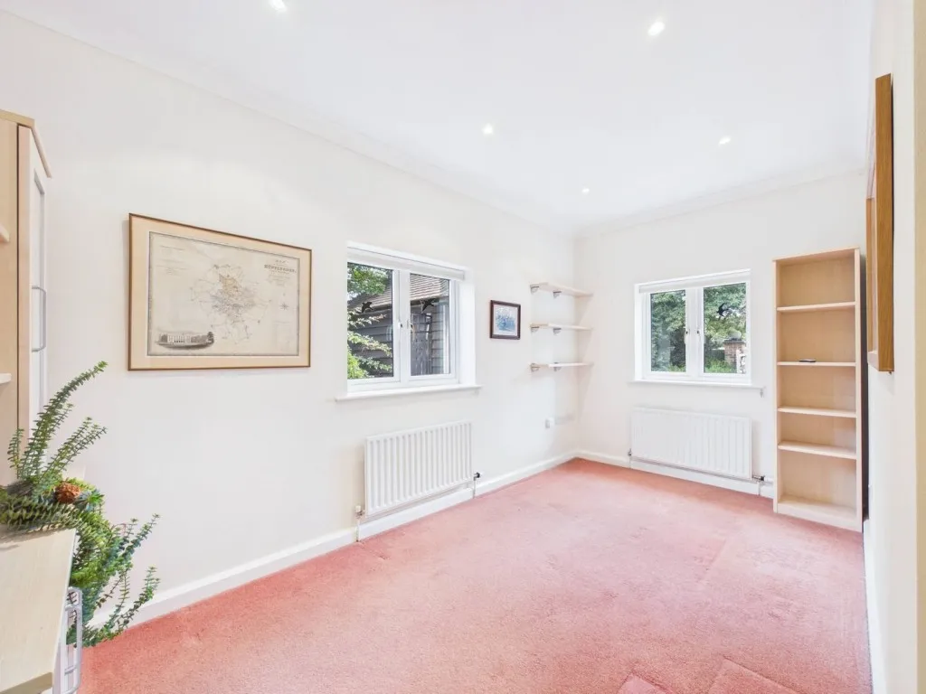 Waresley Sandy, SG19, photo 12