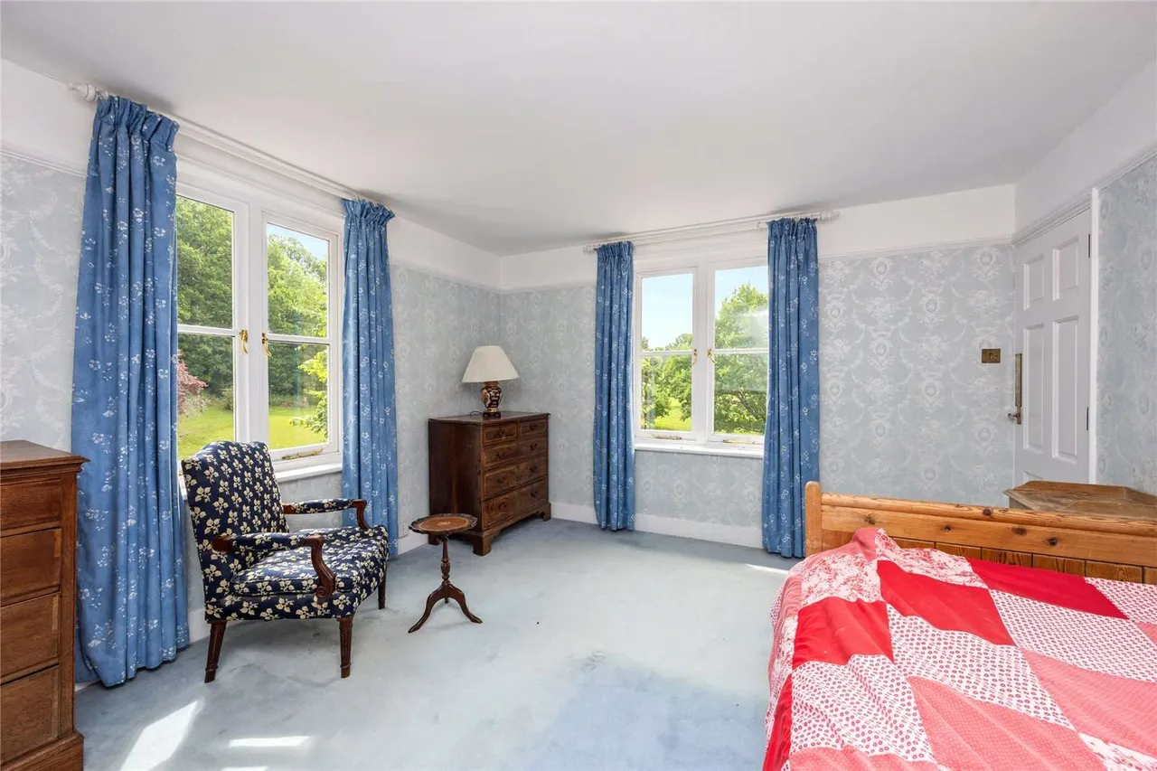Lewes Road, East Grinstead, RH19, photo 18