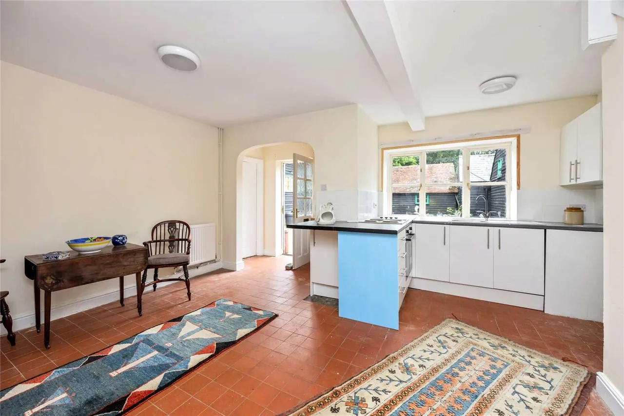 Lewes Road, East Grinstead, RH19, photo 26