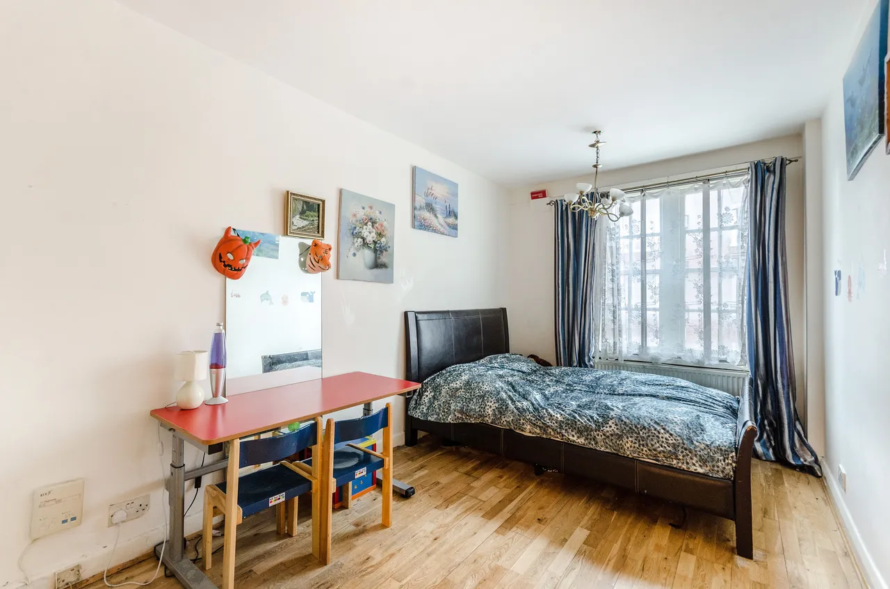 409 Park West, Edgware Road, London, photo 6
