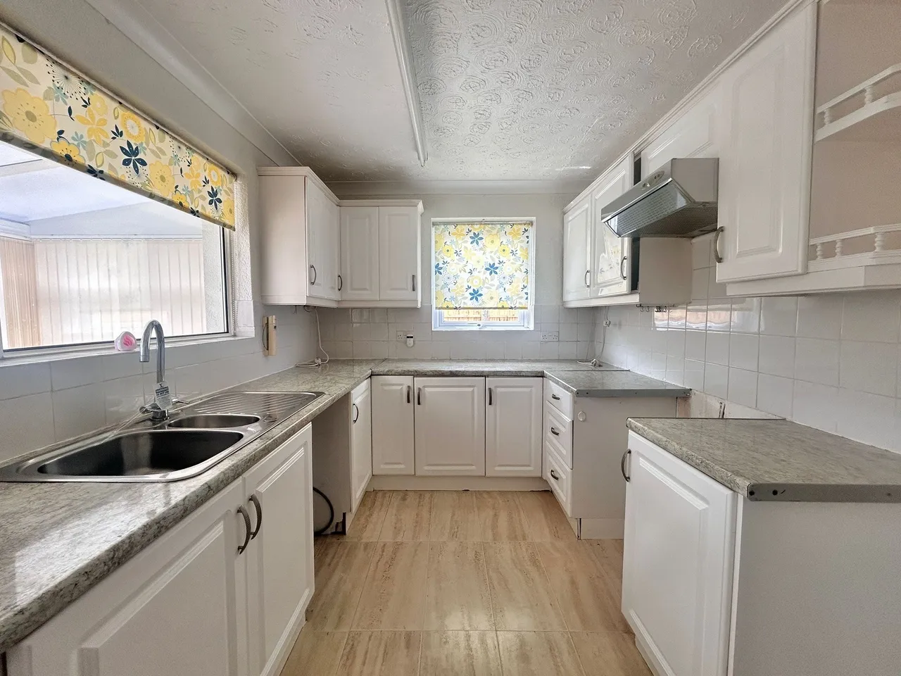 Compton Crescent, West Moors, BH22, photo 12