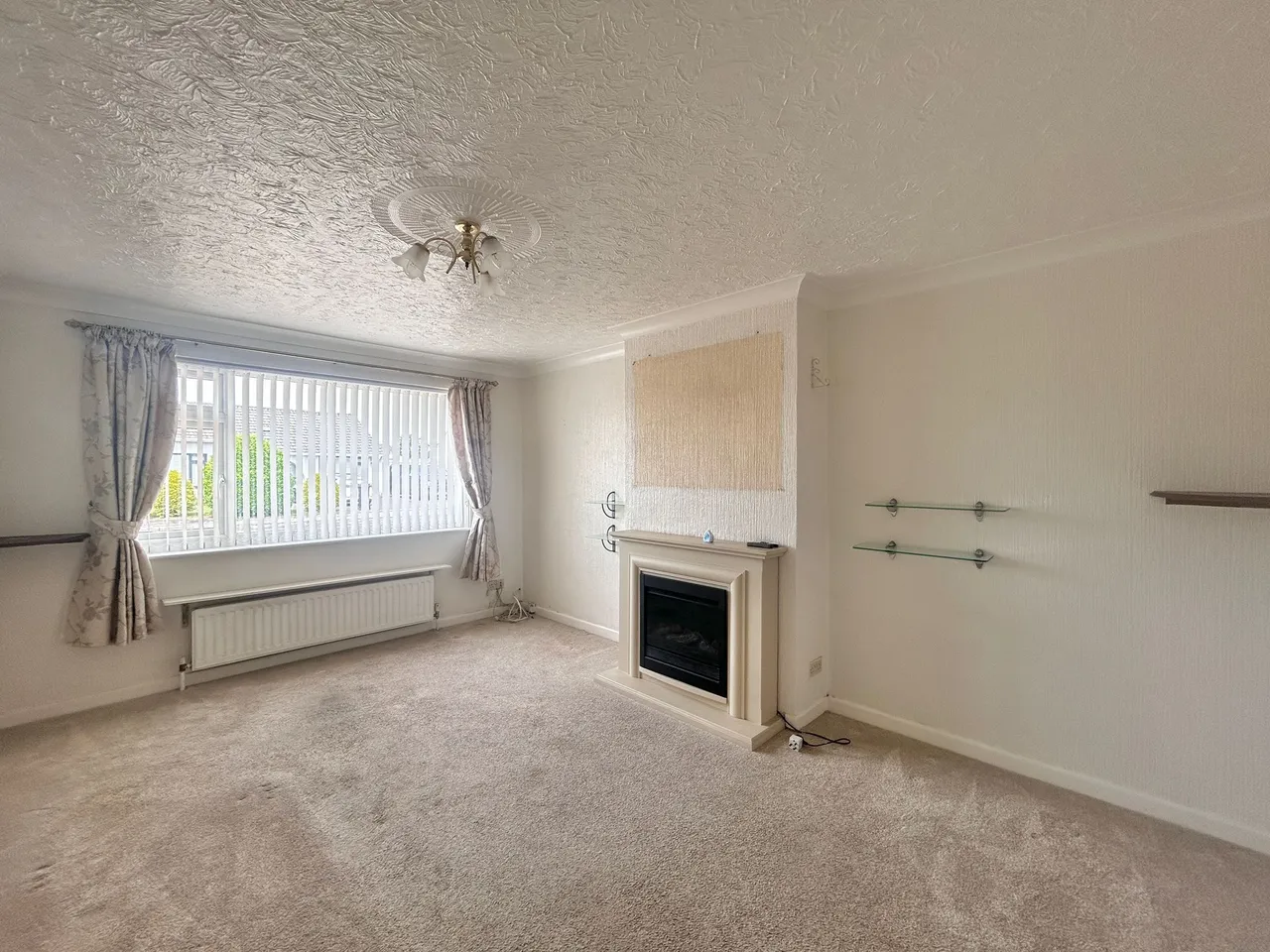 Compton Crescent, West Moors, BH22, photo 8