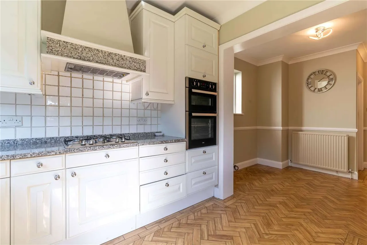 Shelley Grove, Loughton, IG10, photo 7