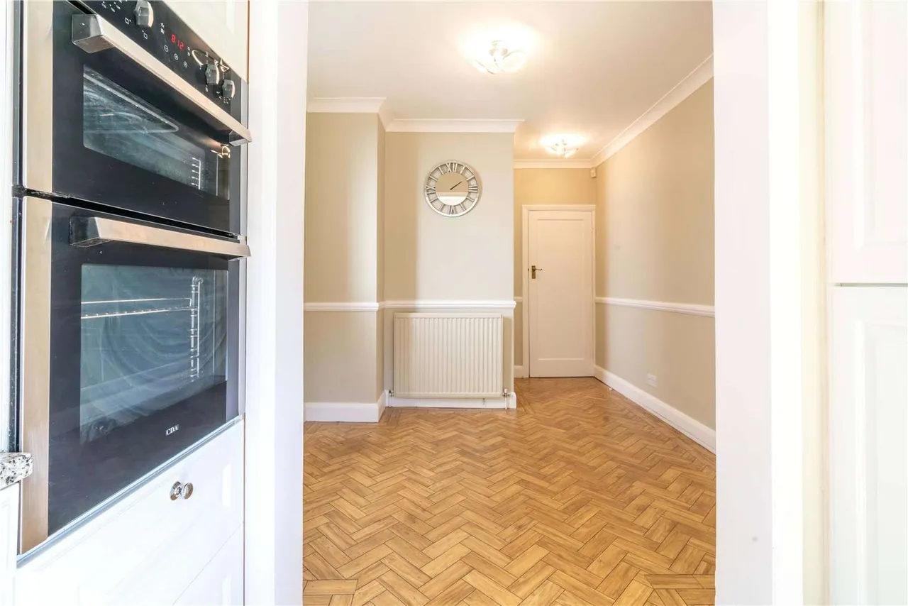 Shelley Grove, Loughton, IG10, photo 14