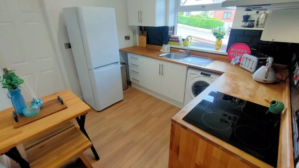 Prospect Drive, Coedpoeth, LL11, photo 8