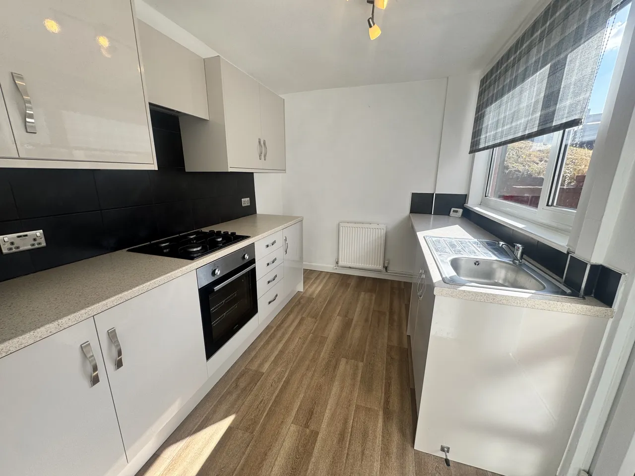 Ratcliffe Gate, NG18, photo 2