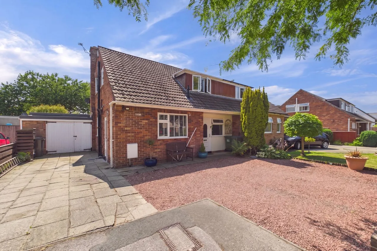 Hall Rise, Haxby, YO32, photo 3