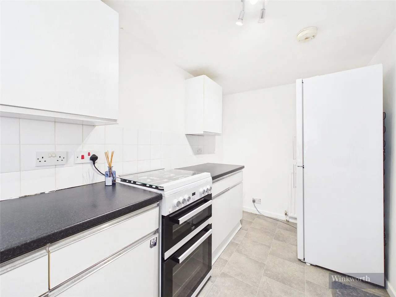 Brighton Road, Surbiton, KT6, photo 2