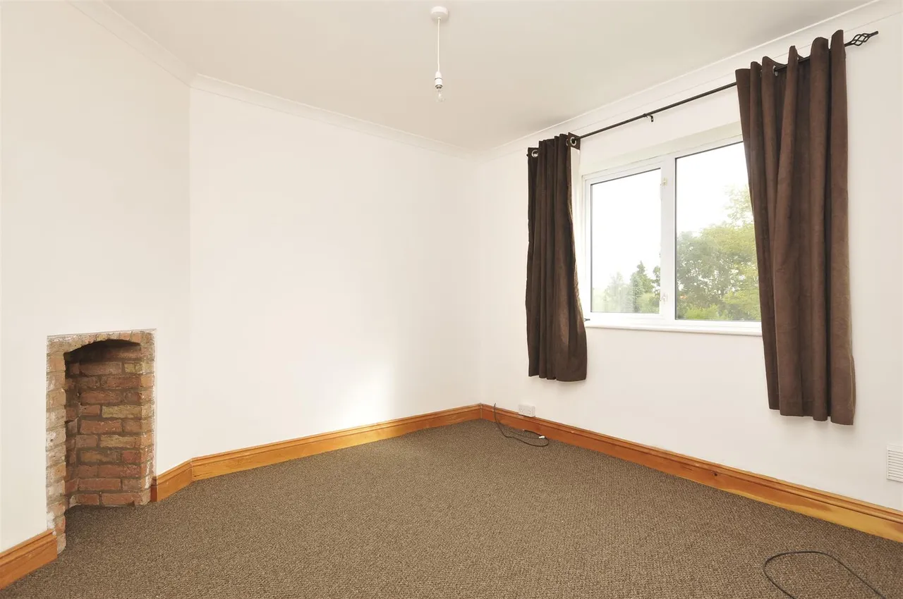 Mandeville Road, Canterbury, CT2, photo 6