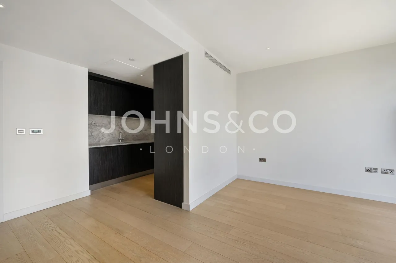 Biscayne Avenue, E14, photo 5